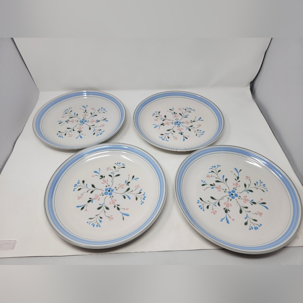 Vintage Fascino By Yamaka Japan Stoneware Dinner Plates Set of 4 in great shape
